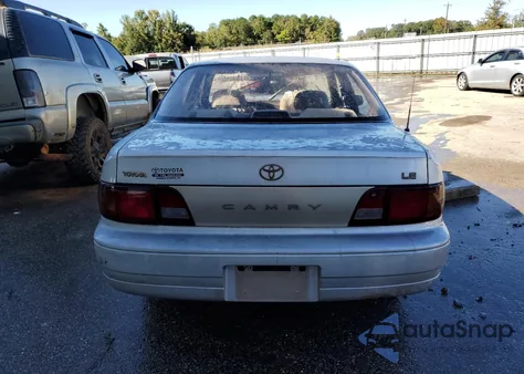 1995 Toyota Camry Le from USA, damaged, VIN 4T1SK12E5SU579852